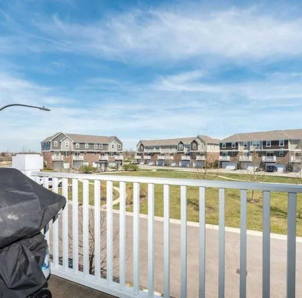 2942 Madison Dr - Photo 2 of 5