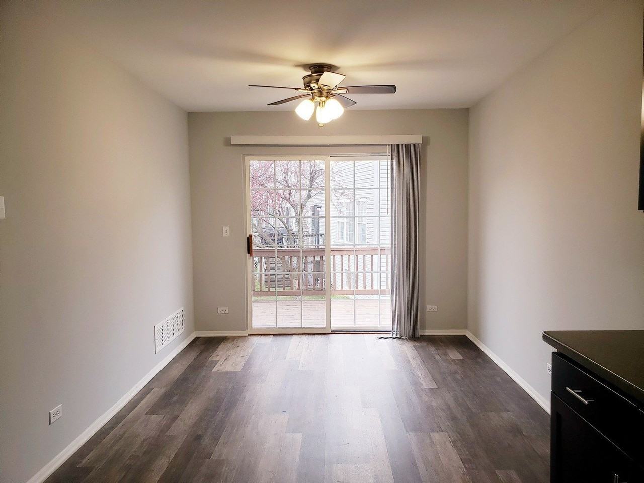 292 Waterbury Cir - Photo 7 of 21