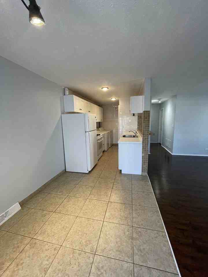 479 James Ct Unit D #D - Photo 6 of 23