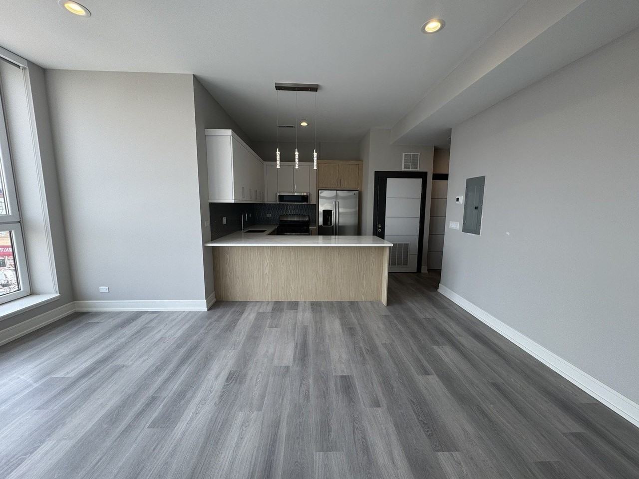 2406 W Armitage Ave Unit 405 #405 - Photo 6 of 12