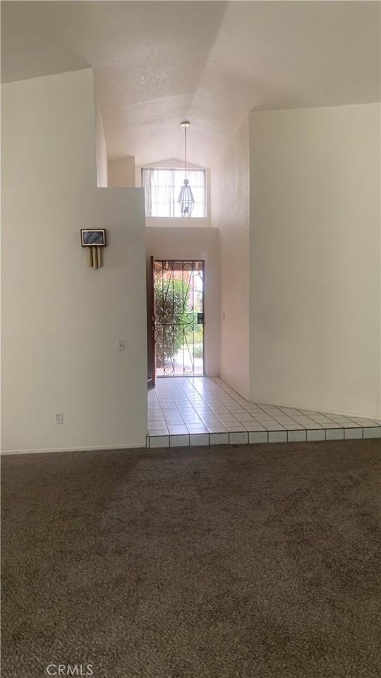 6816 Ventura Ct - Photo 3 of 10