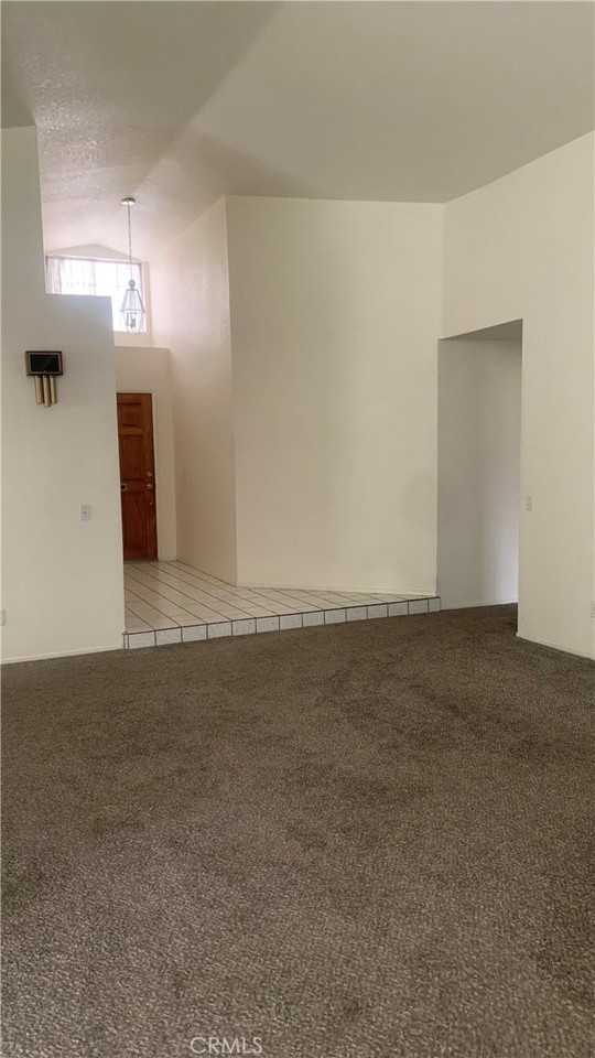 6816 Ventura Ct - Photo 4 of 10