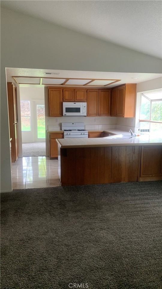 6816 Ventura Ct - Photo 6 of 10