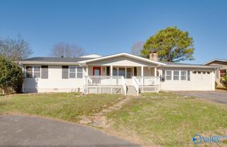 466 Warrenton Shores Dr - Photo 1 of 1