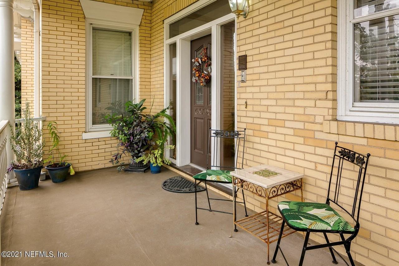 2716 Oak St Apt 3 #3 - Photo 2 of 26