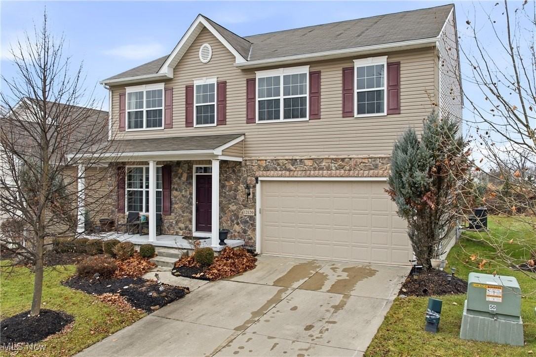 12120 Edgehill Oval - Photo 2 of 37