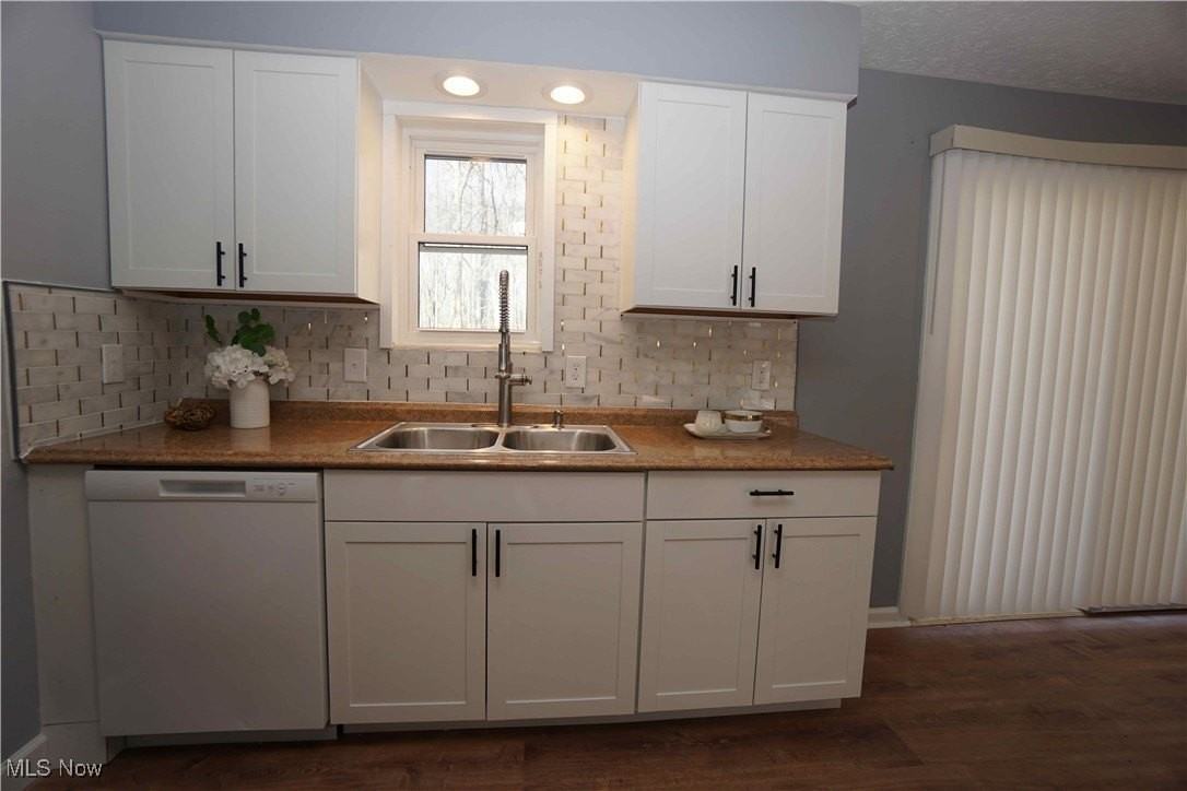 18570 Shaw Rd - Photo 3 of 16