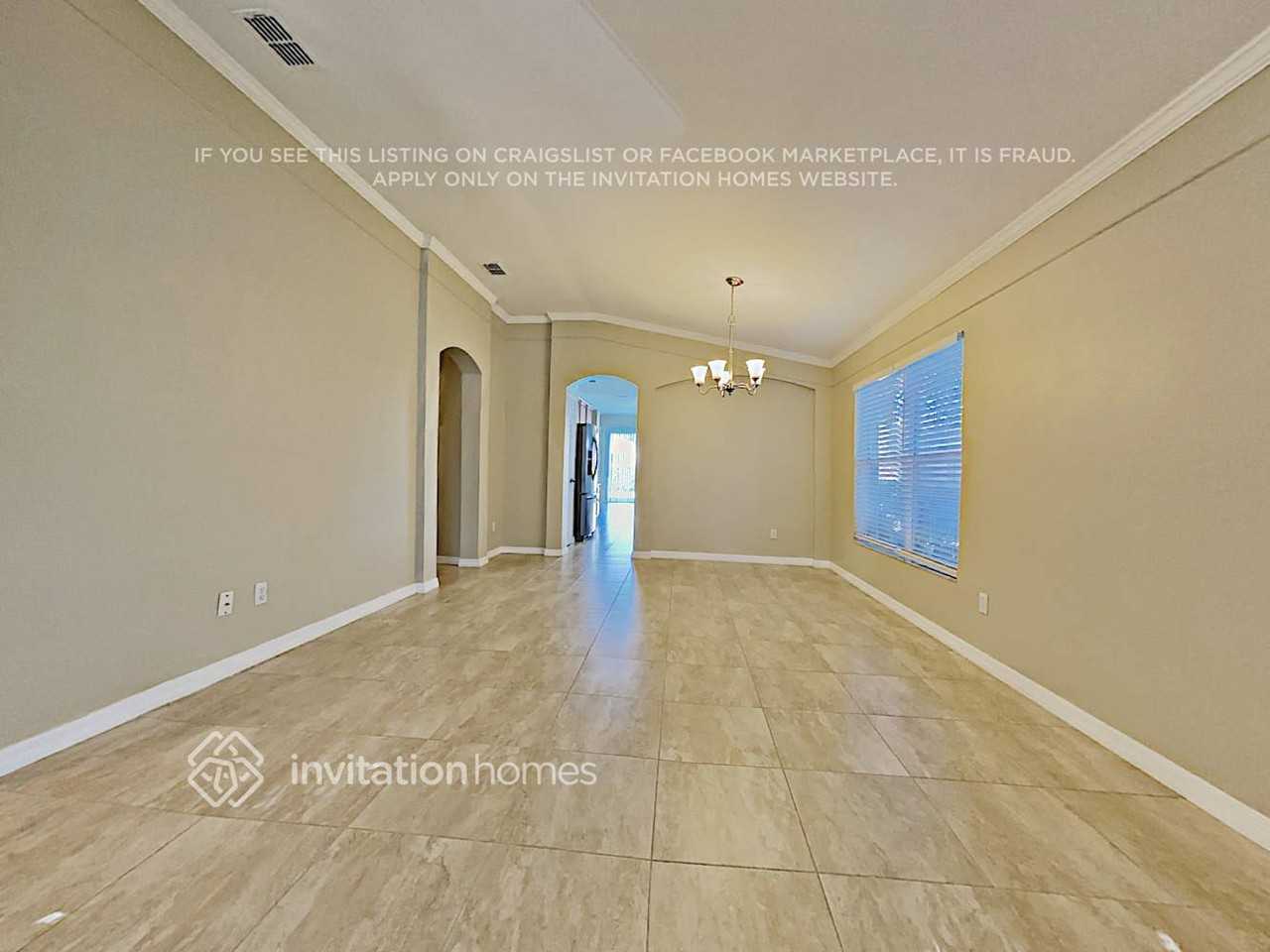 1314 Glenwick Dr - Photo 3 of 24