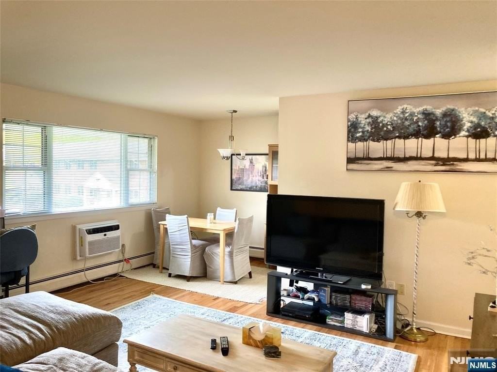 506 Washington Dr - Photo 4 of 10