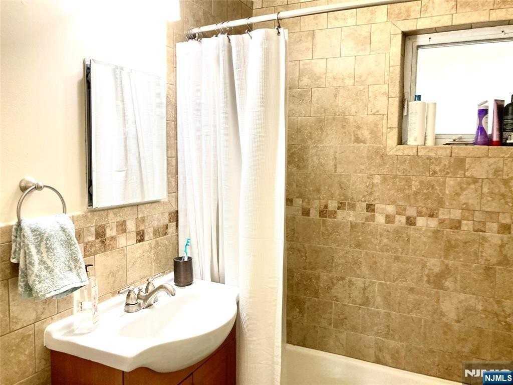 506 Washington Dr - Photo 7 of 10