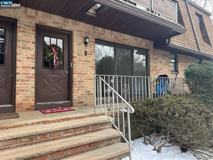 252 Collignon Way Apt 1a - Photo 1 of 1