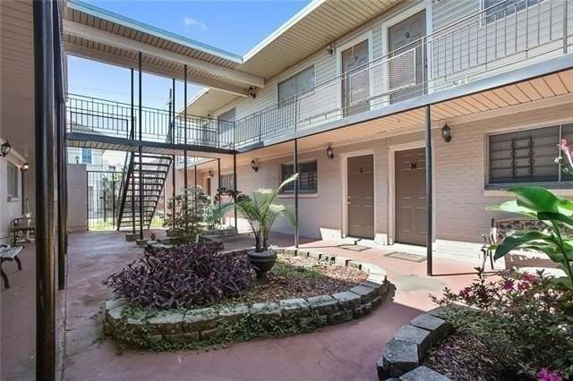 2601 Carondelet St #D - Photo 3 of 14