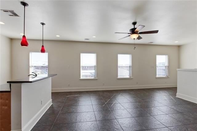 501 Live Oak St - Photo 4 of 15