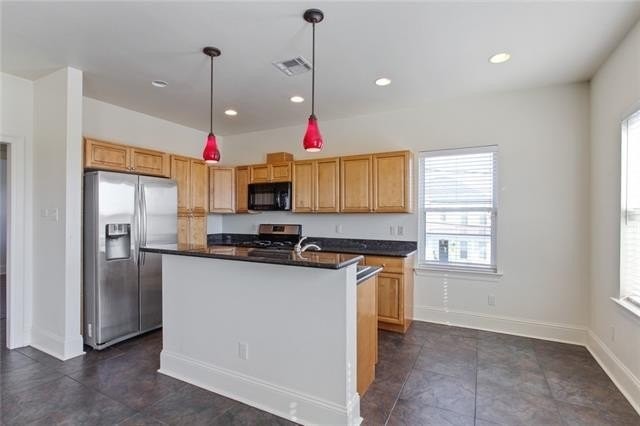 501 Live Oak St - Photo 6 of 15