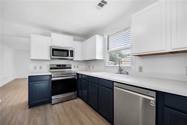 4207 Karen Ave - Photo 5 of 18