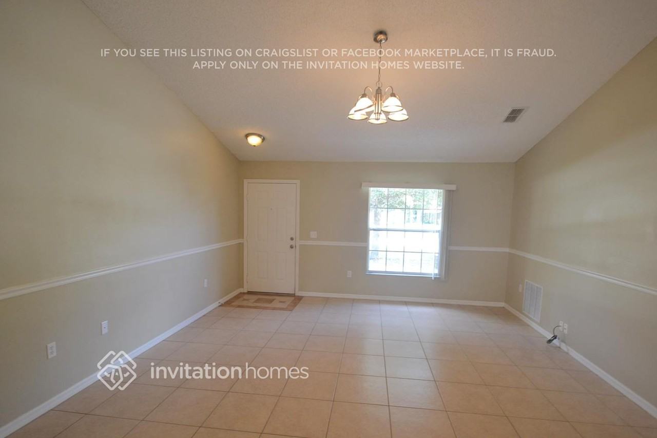 2560 Millwood Ave - Photo 2 of 8