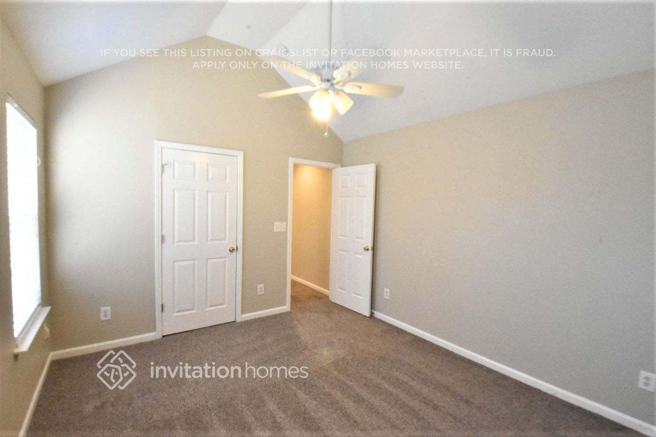 1134 Delander Ln - Photo 7 of 17