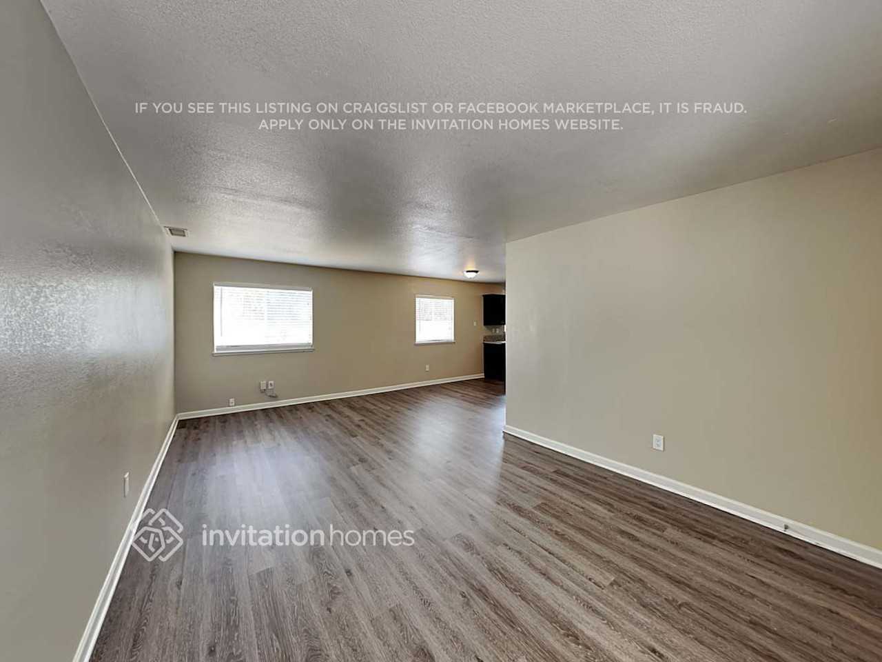 1432 Calhoun St - Photo 4 of 18