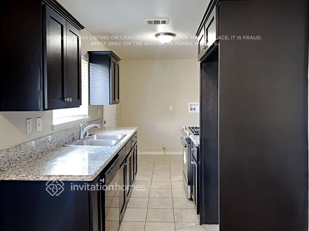 1432 Calhoun St - Photo 7 of 18