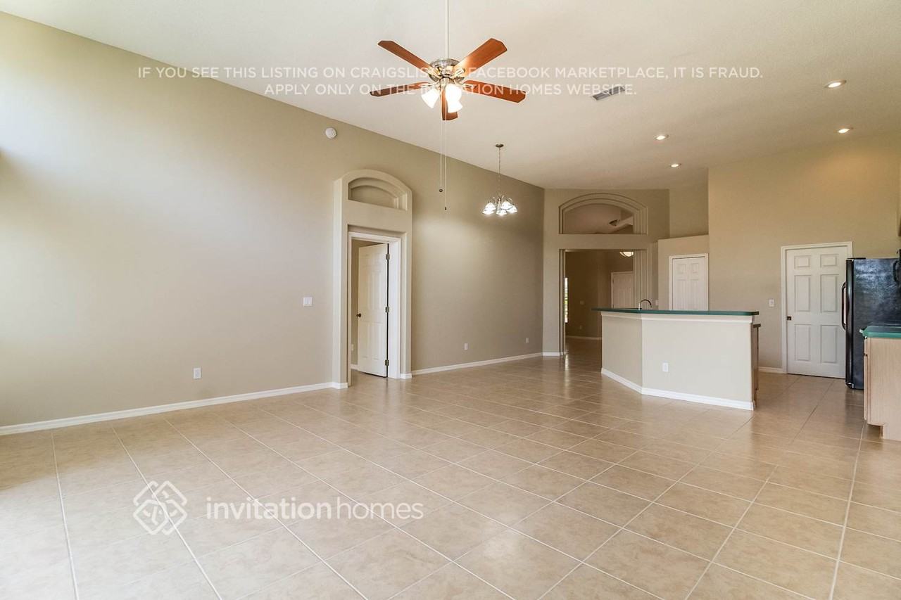 10967 Dearden Cir - Photo 7 of 18