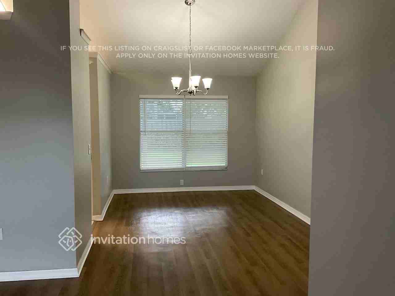 1897 Crane Creek Blvd - Photo 4 of 16