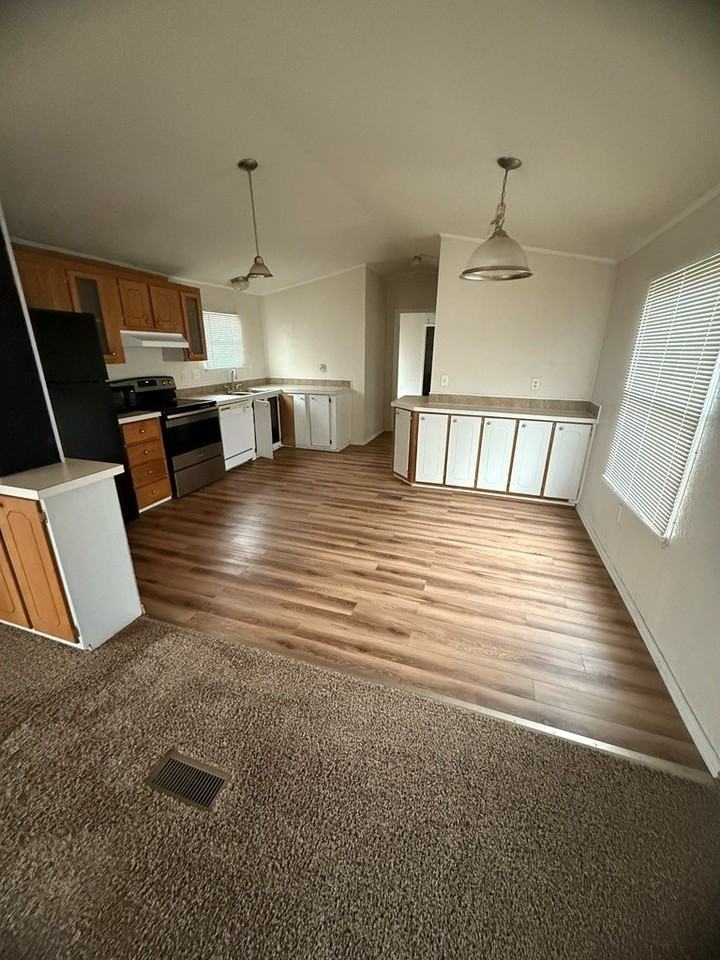 6181 W Mulberry St - Photo 4 of 11