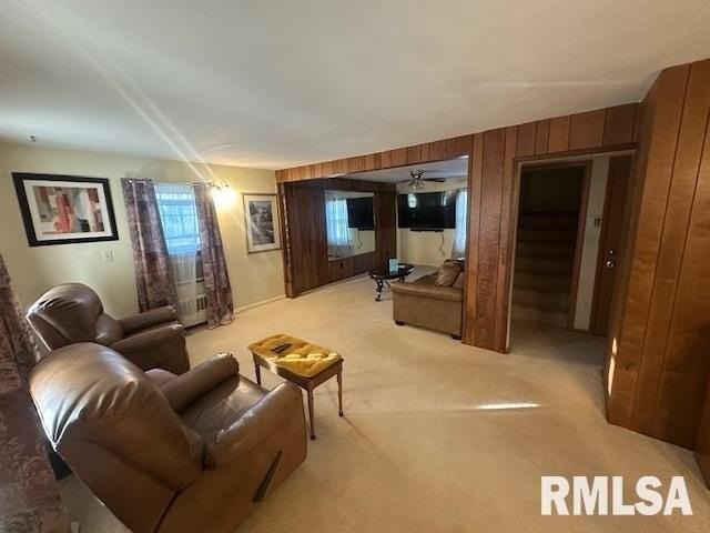 209 E Cruger Ave - Photo 3 of 17