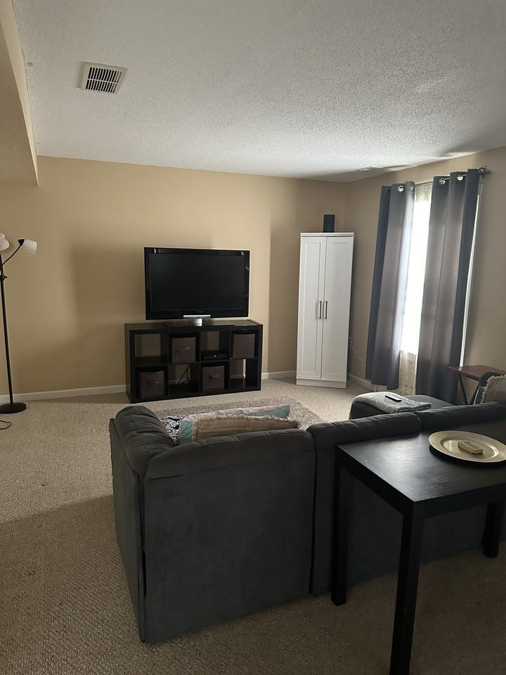 1682 Bridle Way Blvd #1 - Photo 6 of 16