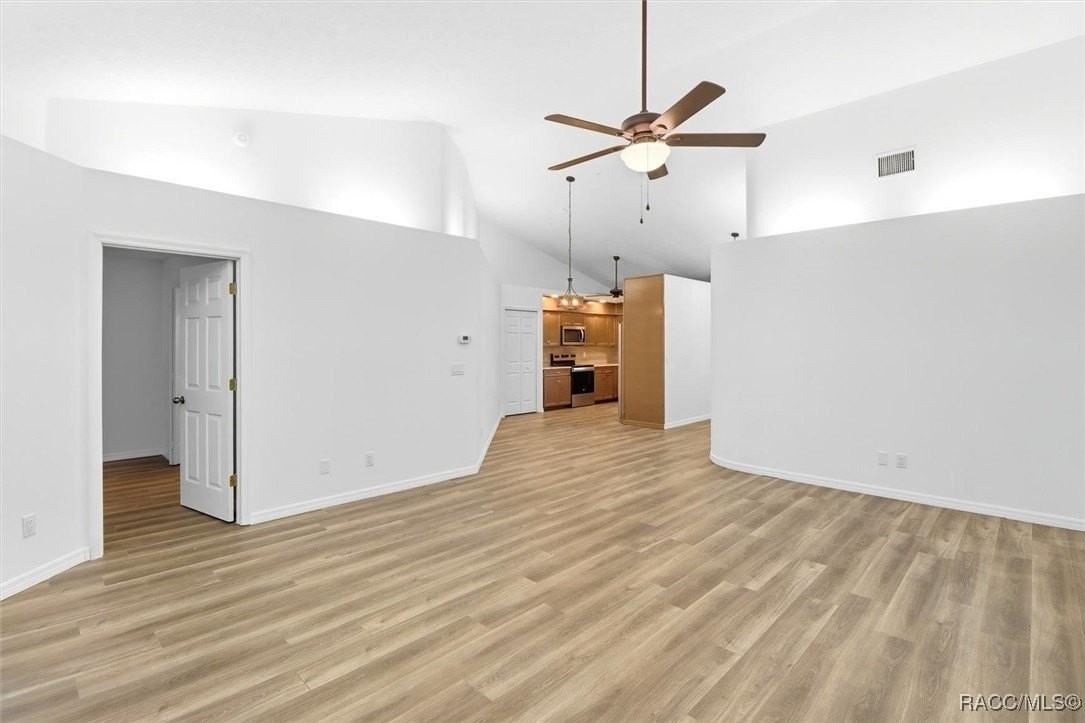 809 Inverie Dr - Photo 7 of 46