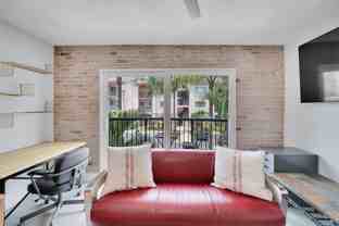 2021 Se 10th Ave #205 - Photo 1 of 1