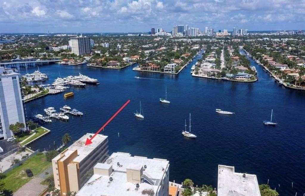 9 N Birch Rd #601 - Photo 4 of 9