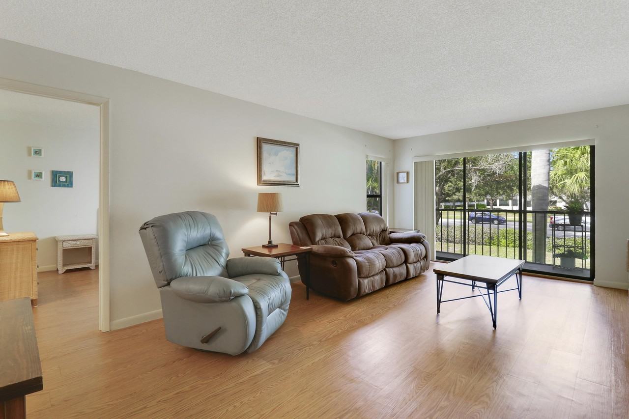 2703 Sw Matheson Ave #116G2 - Photo 4 of 25