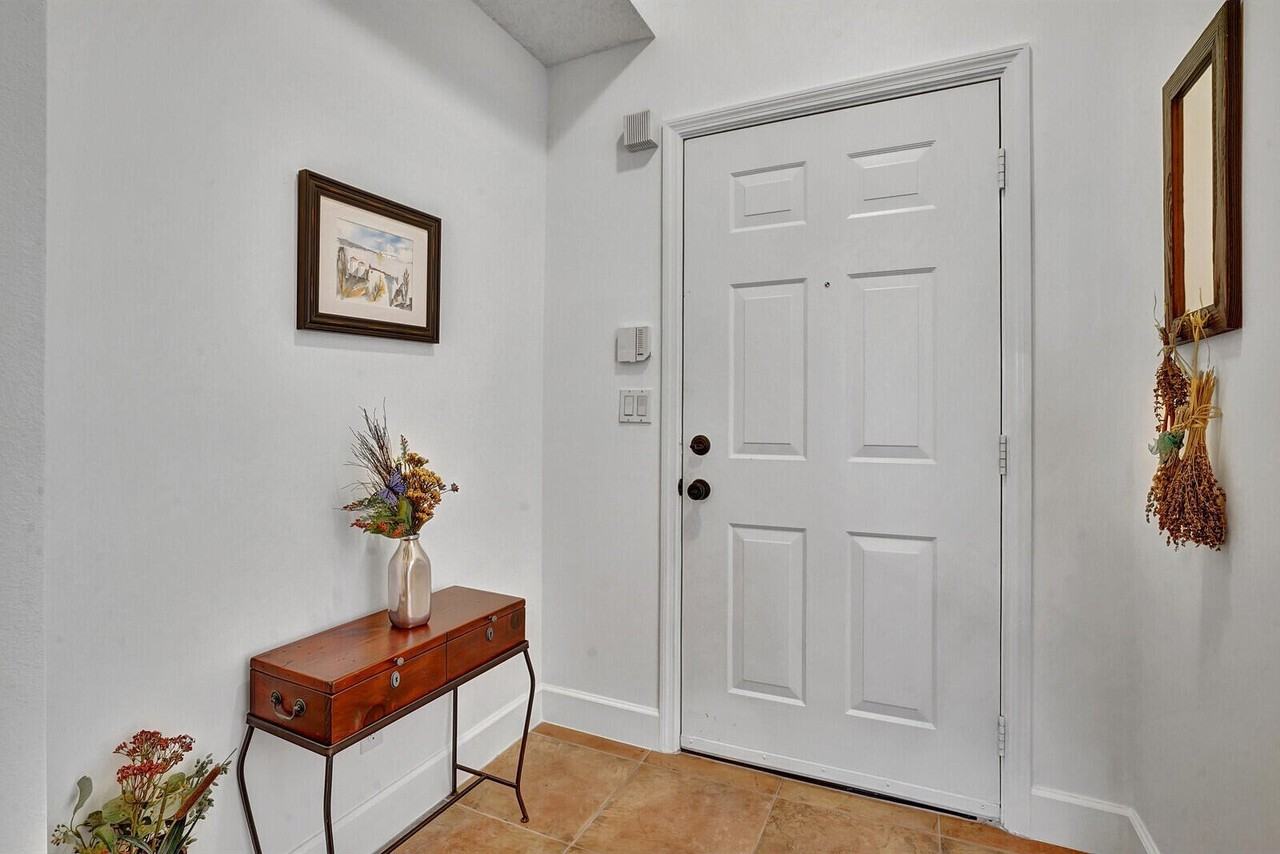 5149 Toscana Trl - Photo 5 of 48