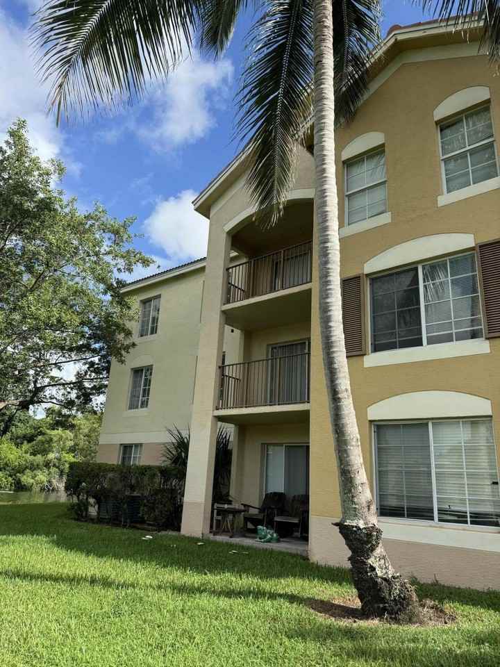 4151 San Marino Blvd #308 - Photo 4 of 43