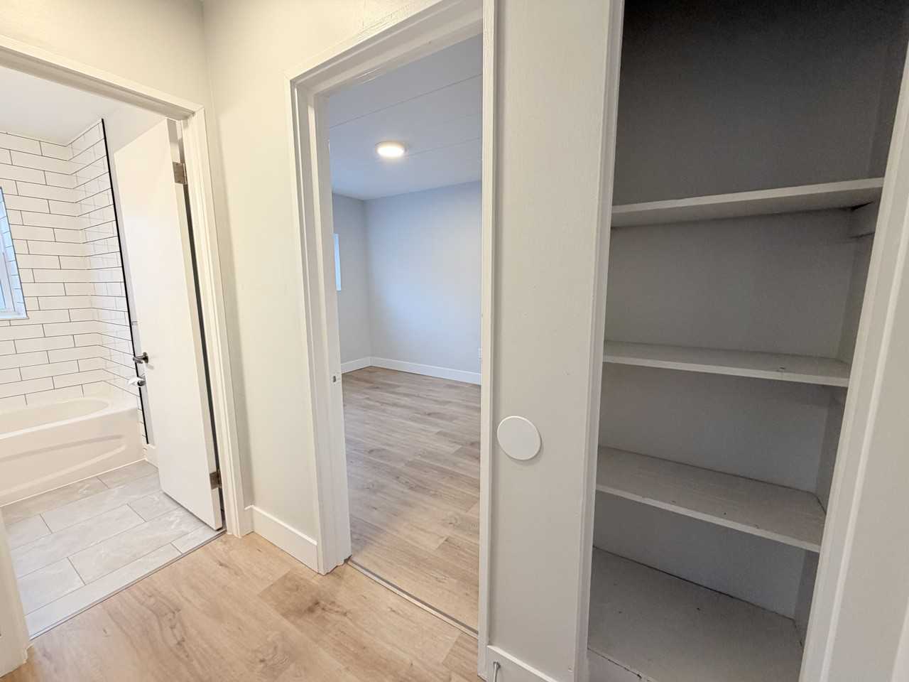 301 Indian Rd S #7 - Photo 7 of 9