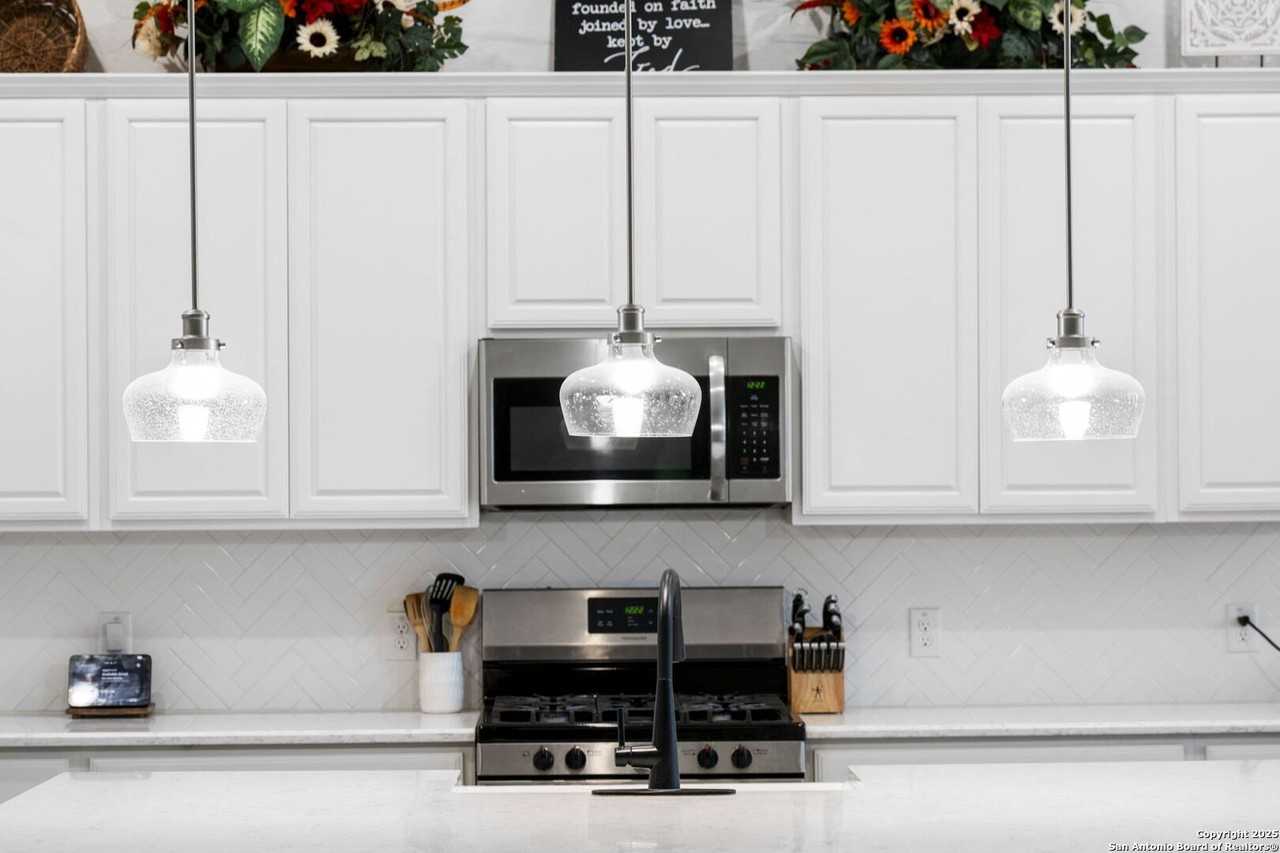 10619 Revolver Trl - Photo 7 of 37