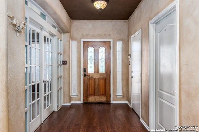 1122 Persian Gdn - Photo 3 of 25