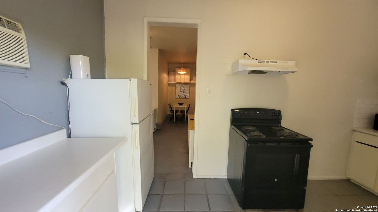 128 Saint Francis Ave Unit 3 #3 - Photo 7 of 12