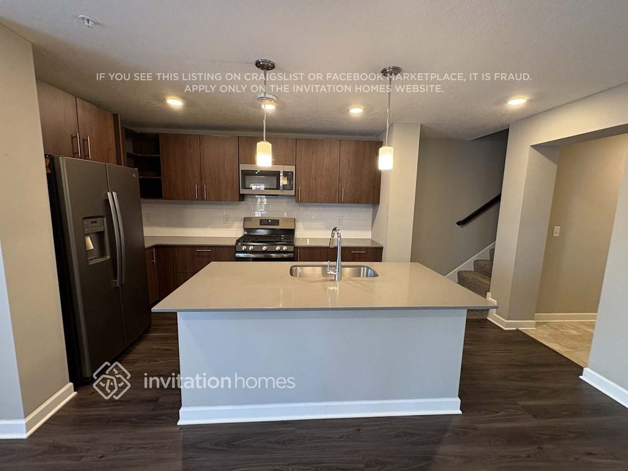 10946 Zest St Ne #H - Photo 7 of 19