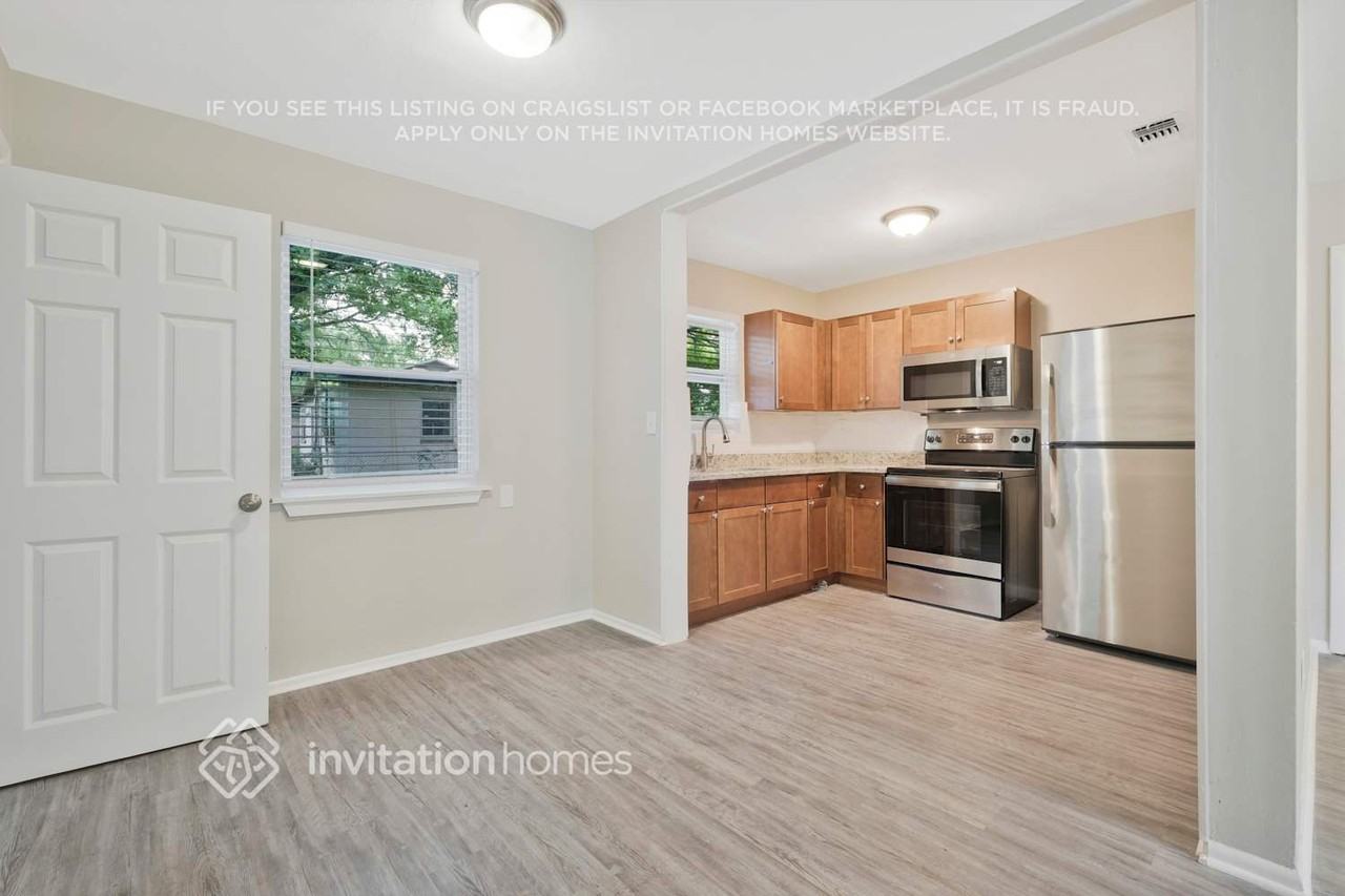 6237 Pinelock Dr - Photo 6 of 24