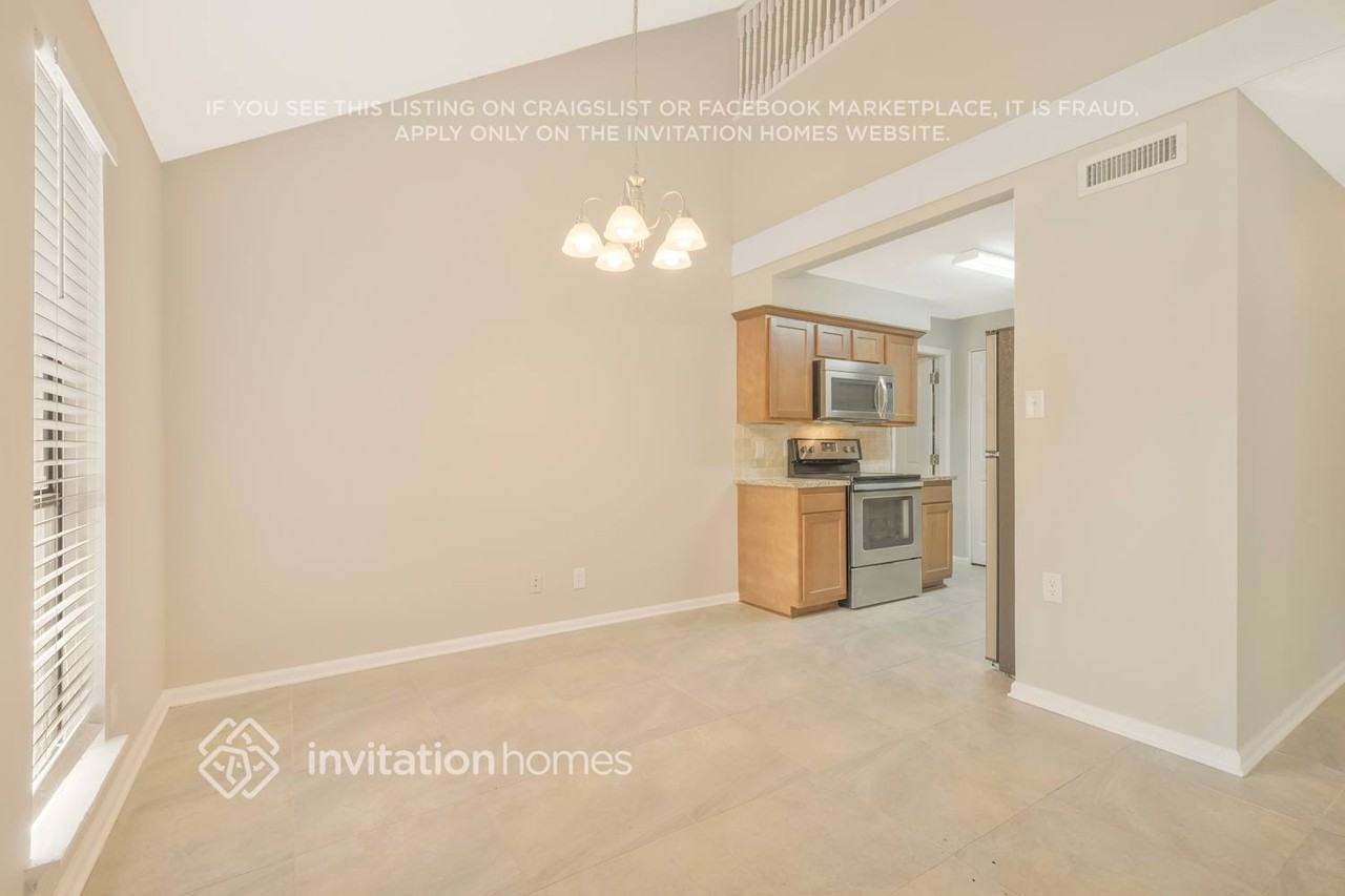 3691 Ballestero Dr N - Photo 7 of 24