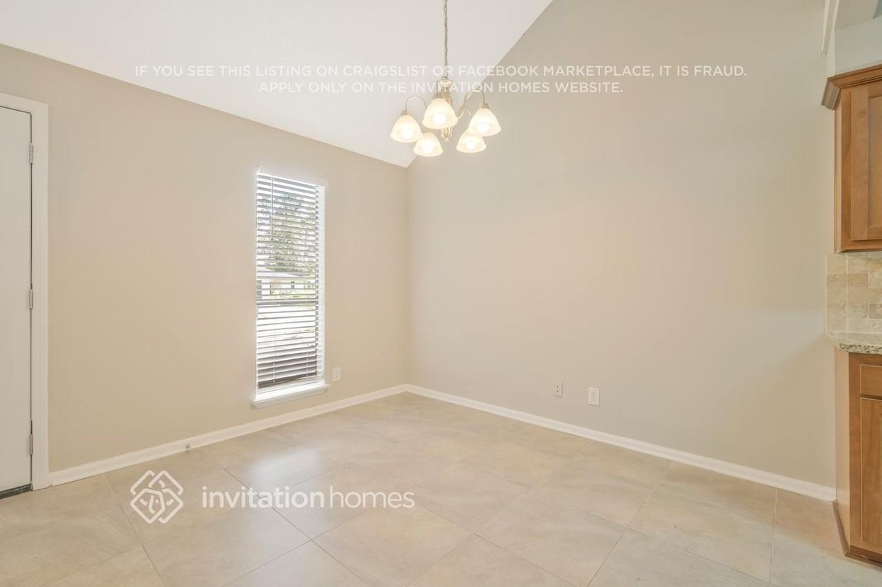 3691 Ballestero Dr N - Photo 6 of 24