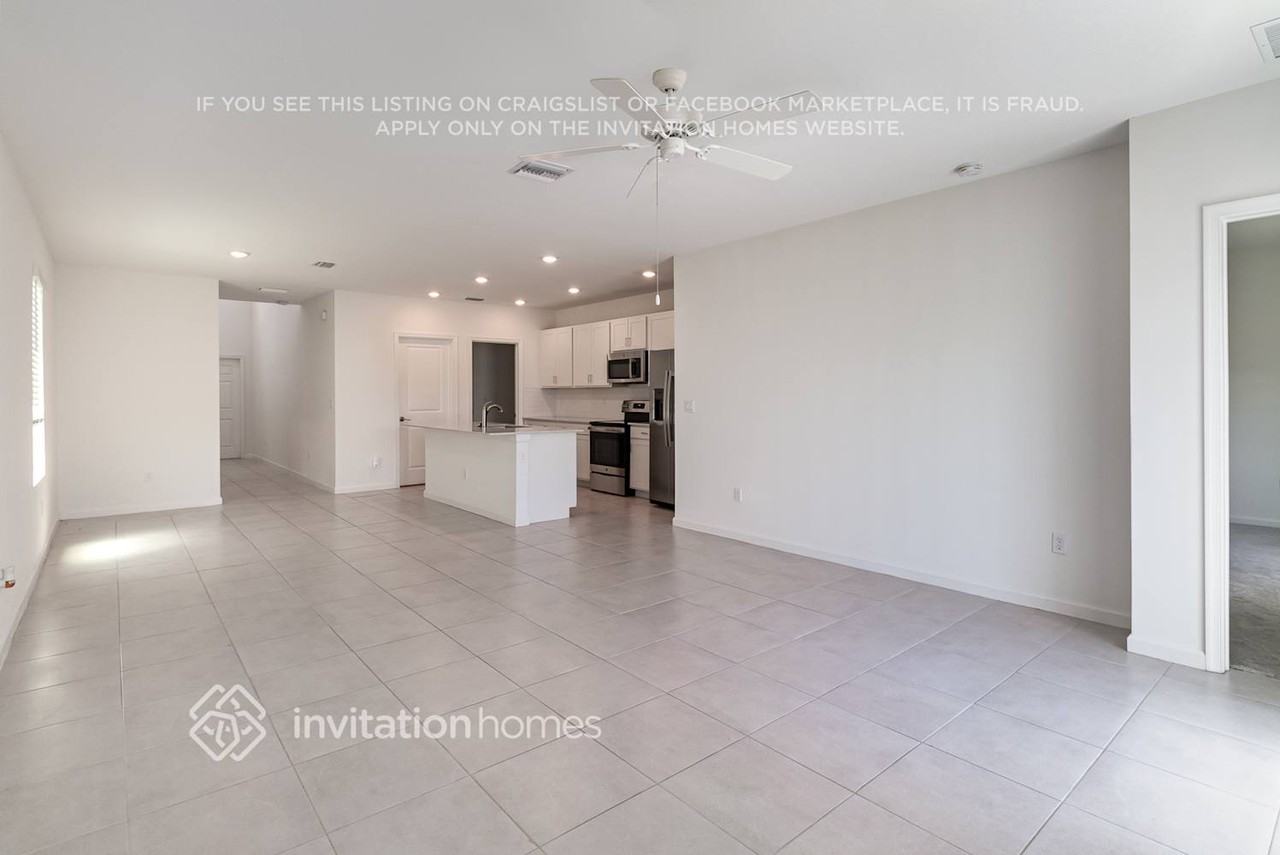 1726 Diablo Cir Sw - Photo 4 of 34