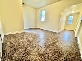 featured image of 87 King St E #3