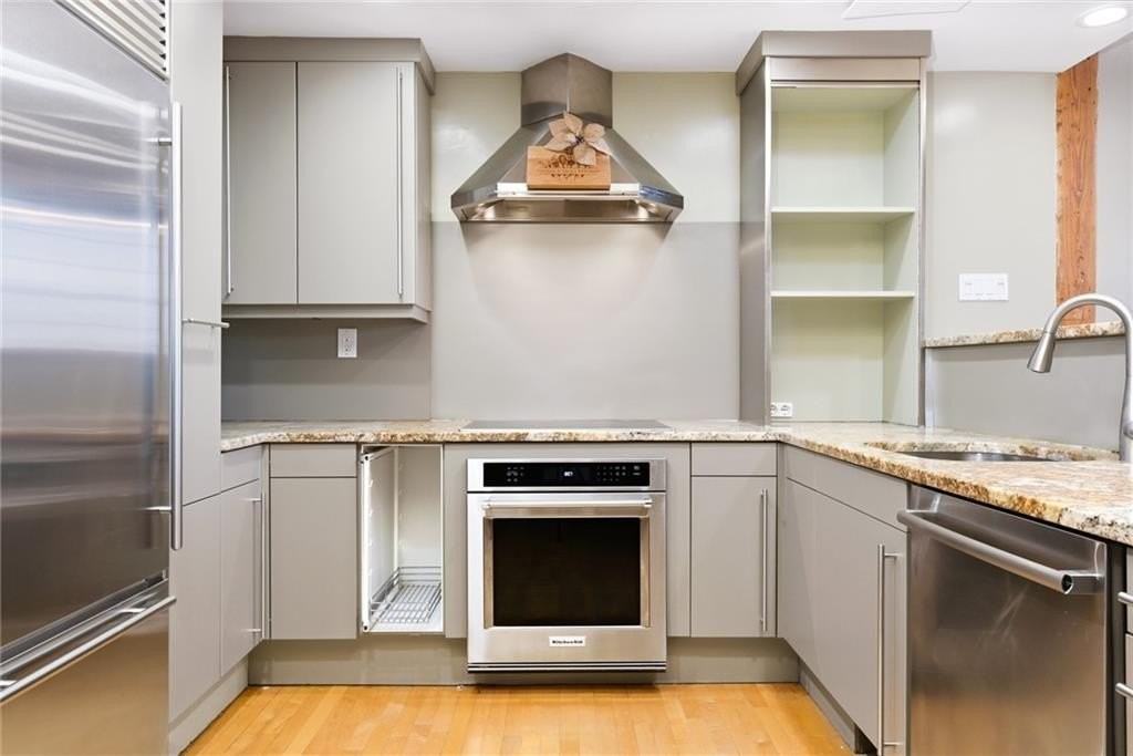 555 S Water St Apt 218 #218 - Photo 5 of 31