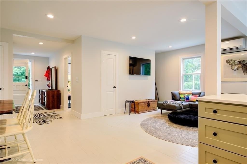 59 Melrose Ave - Photo 7 of 28