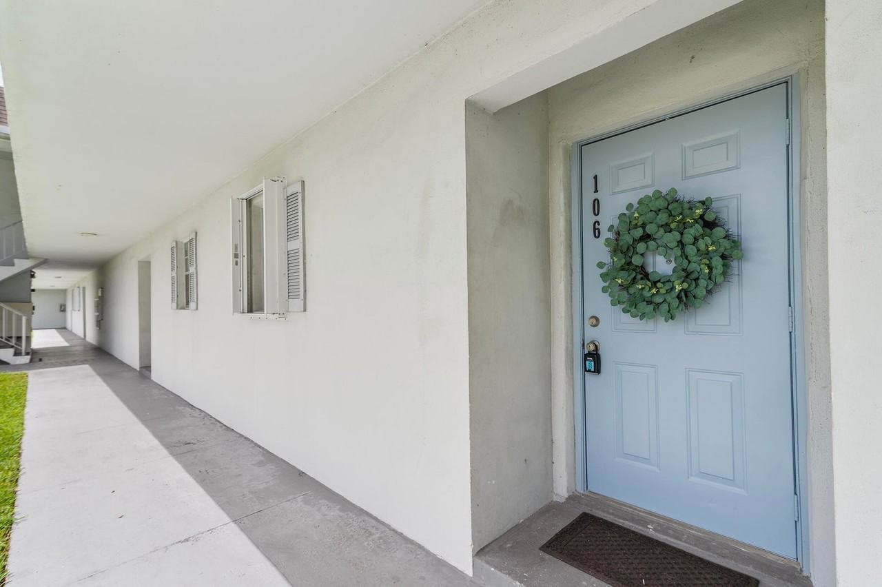 10249 North Military Trail - Photo 2 of 15