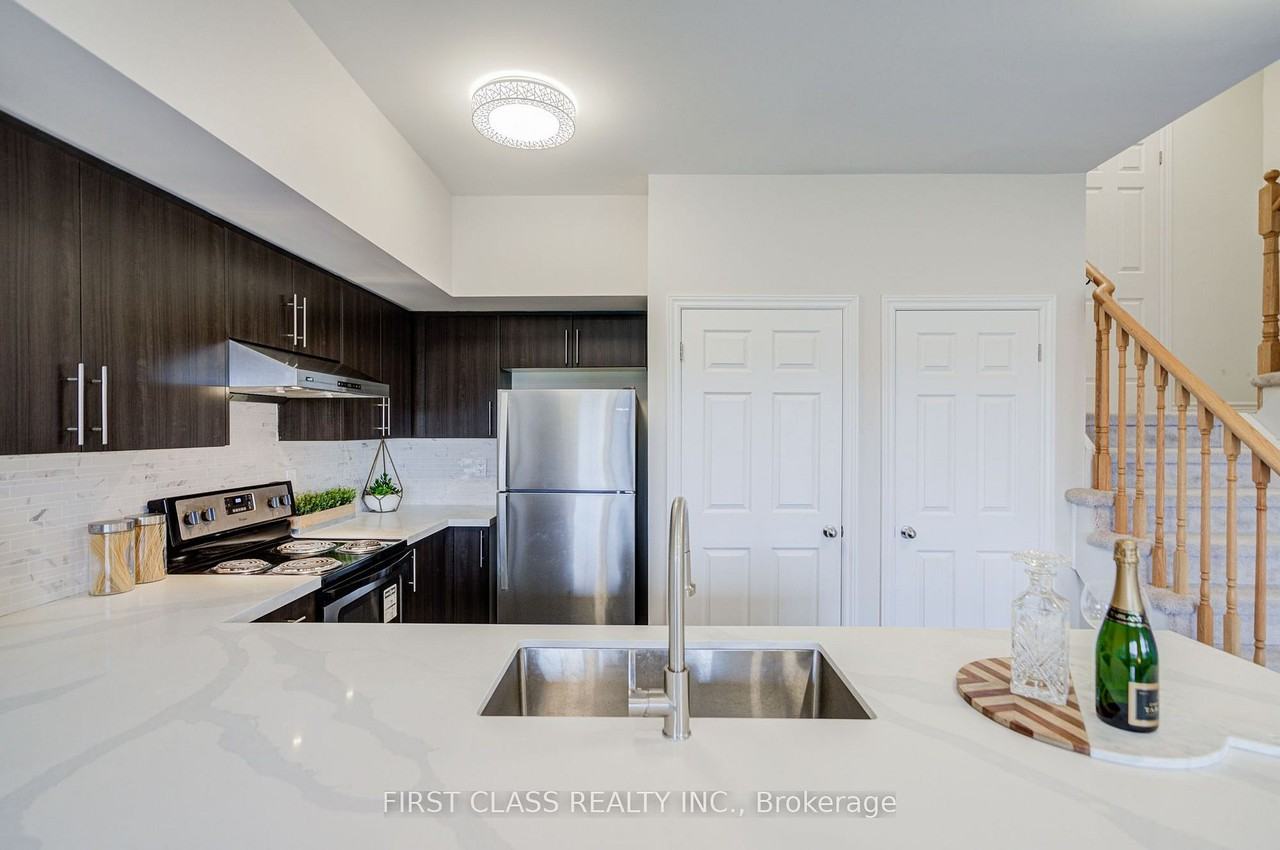 13 Eaton Park Lane #16 - Photo 7 of 18