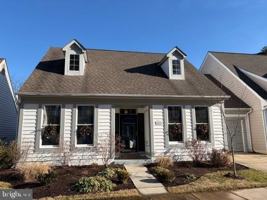 featured image of 28536 Oakmont Dr