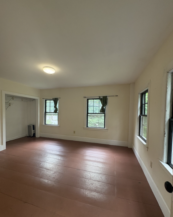 1089 N Pleasant St #1 - Photo 6 of 8